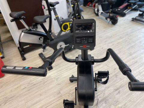 Горизонтальный велотренажер CardioPower R45